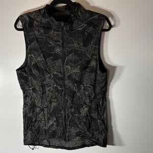 LuLu Black and Gray Running Vest